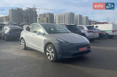 Позашляховик / Кросовер Tesla Model Y 2021 в Львові