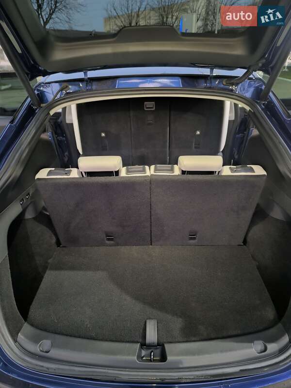 Внедорожник / Кроссовер Tesla Model Y 2023 в Львове фото 24 Внедорожник / Кроссовер Tesla Model Y 2023 в Львове