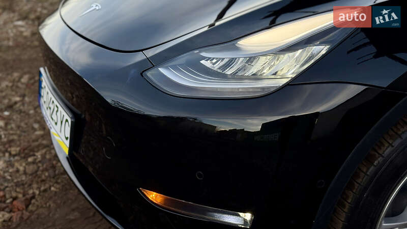 Внедорожник / Кроссовер Tesla Model Y 2021 в Львове