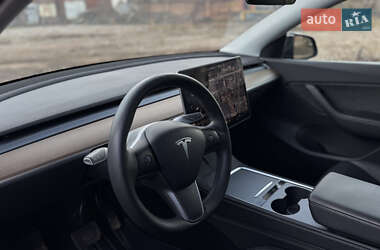 Внедорожник / Кроссовер Tesla Model Y 2021 в Львове