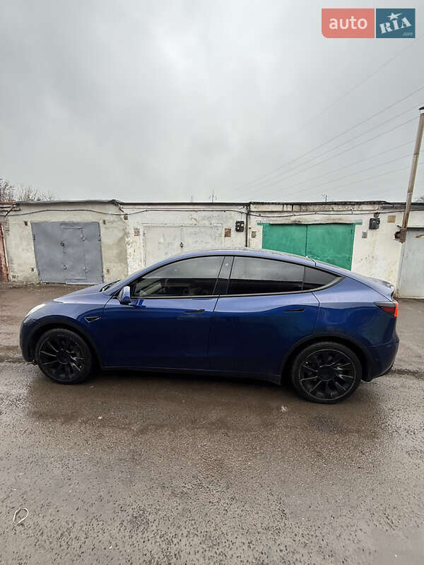 Внедорожник / Кроссовер Tesla Model Y 2020 в Львове