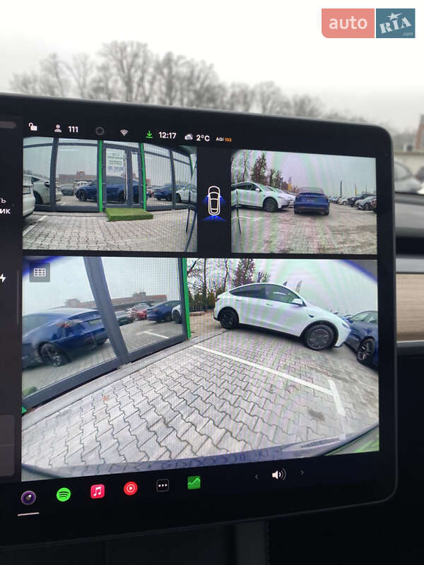 Позашляховик / Кросовер Tesla Model Y 2024 в Києві