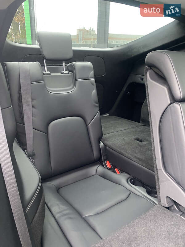 Позашляховик / Кросовер Tesla Model Y 2024 в Києві