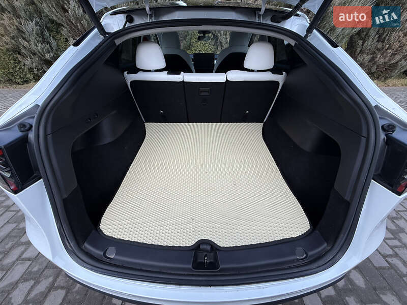 Внедорожник / Кроссовер Tesla Model Y 2022 в Самборе