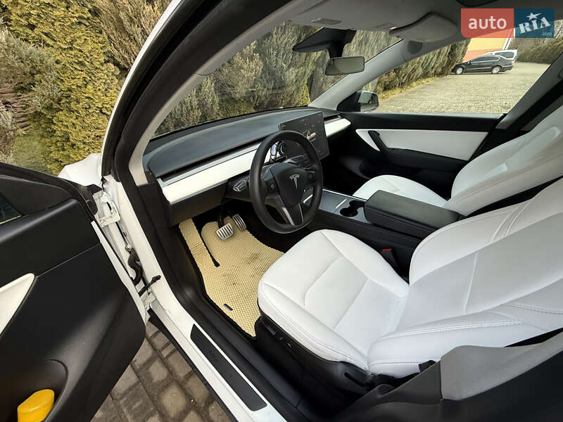 Внедорожник / Кроссовер Tesla Model Y 2022 в Самборе