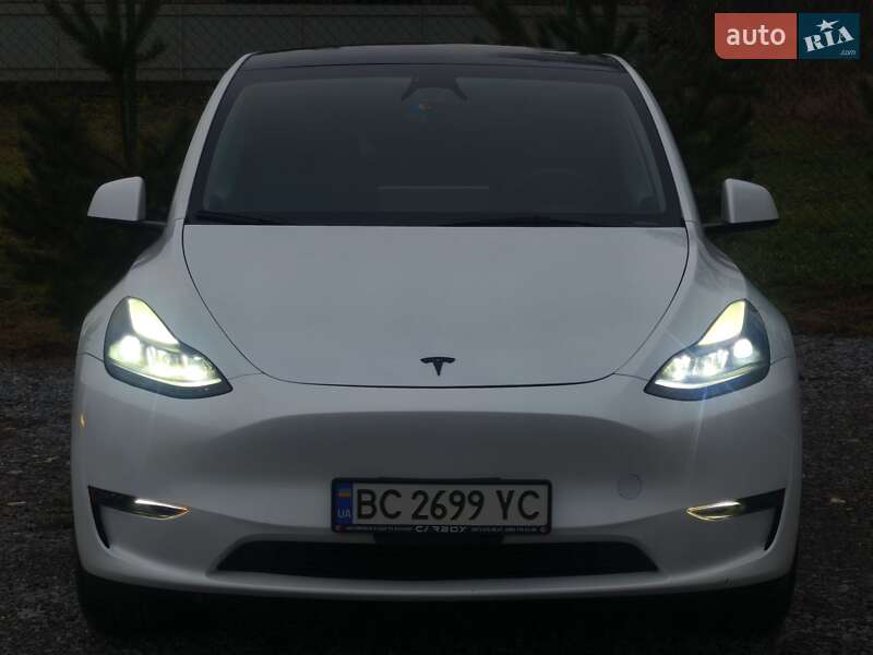 Внедорожник / Кроссовер Tesla Model Y 2023 в Львове