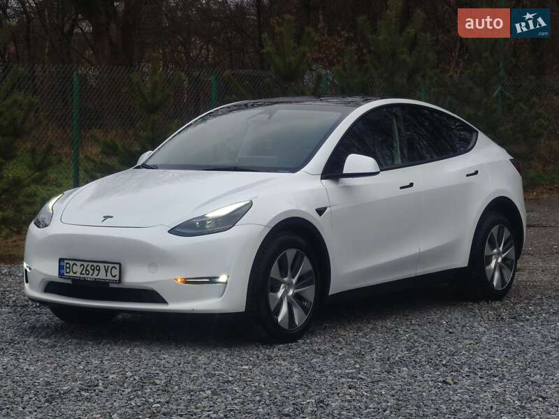 Внедорожник / Кроссовер Tesla Model Y 2023 в Львове