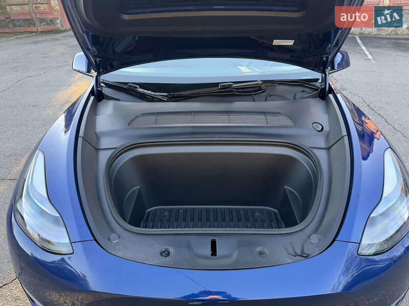 Внедорожник / Кроссовер Tesla Model Y 2024 в Виннице