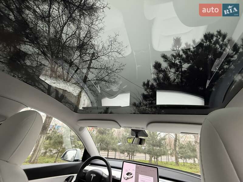 Внедорожник / Кроссовер Tesla Model Y 2020 в Одессе