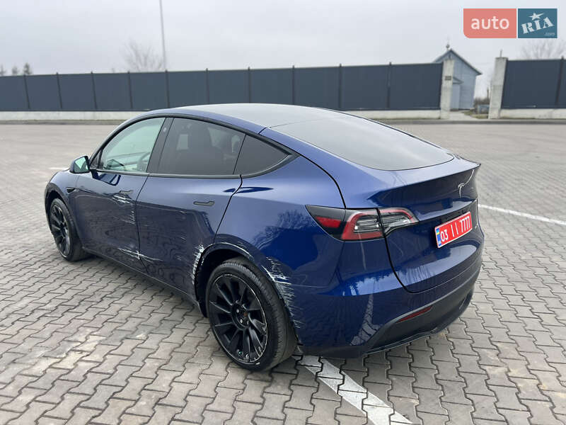 Внедорожник / Кроссовер Tesla Model Y 2023 в Луцке