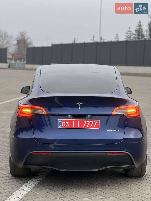 Внедорожник / Кроссовер Tesla Model Y 2023 в Луцке