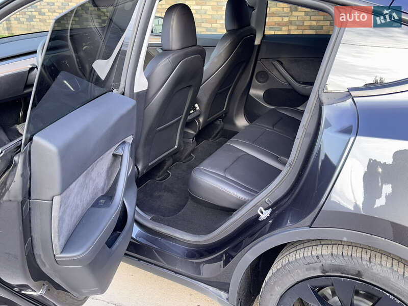 Внедорожник / Кроссовер Tesla Model Y 2024 в Киеве фото 33 Внедорожник / Кроссовер Tesla Model Y 2024 в Киеве