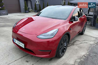 Позашляховик / Кросовер Tesla Model Y 2021 в Рівному