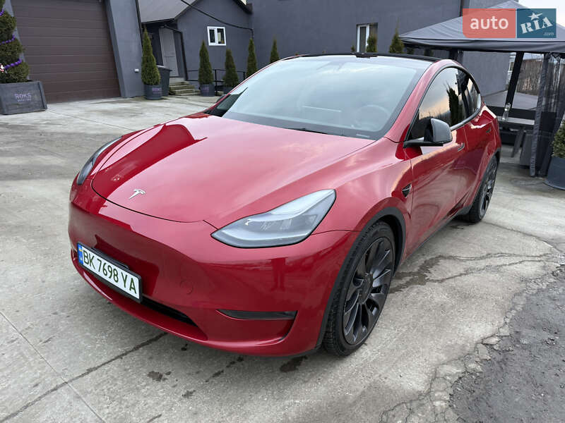 Tesla Model Y 2021