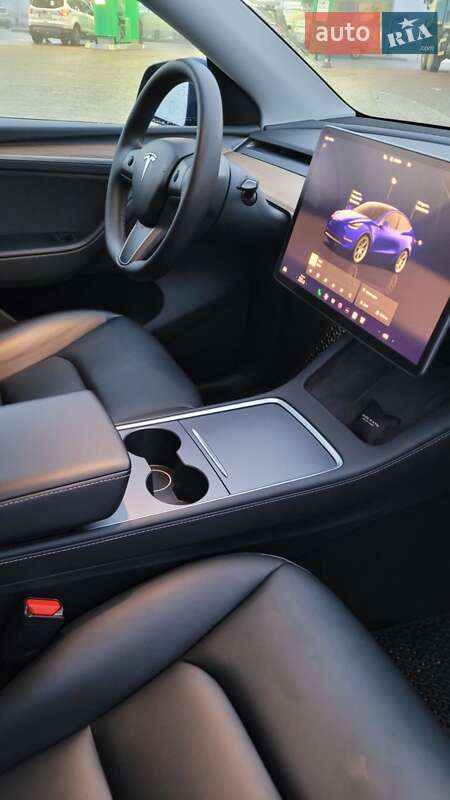 Внедорожник / Кроссовер Tesla Model Y 2023 в Полтаве