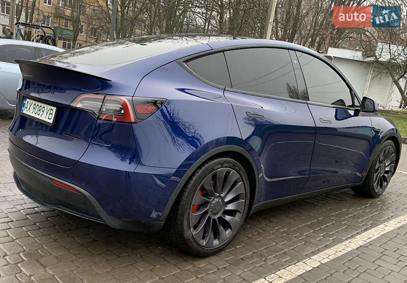 Внедорожник / Кроссовер Tesla Model Y 2021 в Харькове