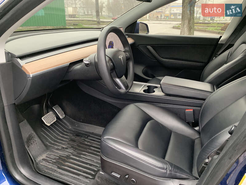 Внедорожник / Кроссовер Tesla Model Y 2021 в Харькове