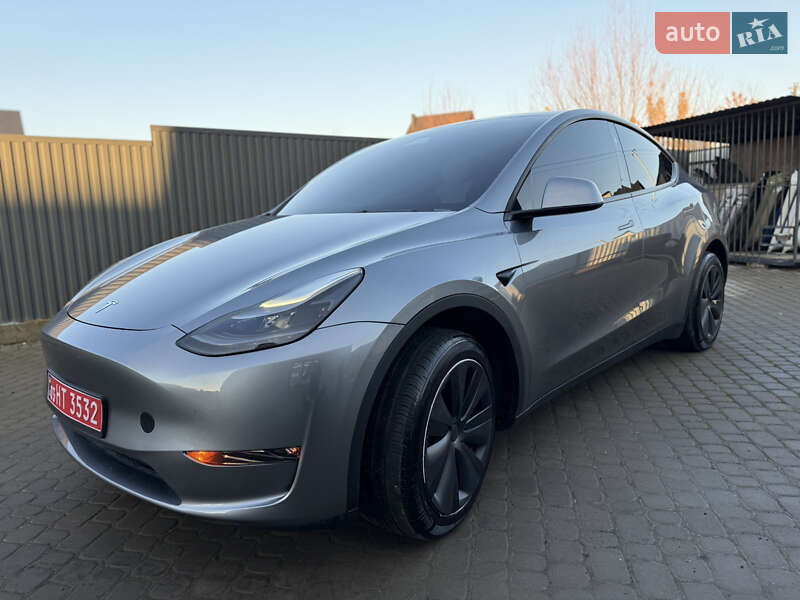 Внедорожник / Кроссовер Tesla Model Y 2024 в Львове фото 10 Внедорожник / Кроссовер Tesla Model Y 2024 в Львове