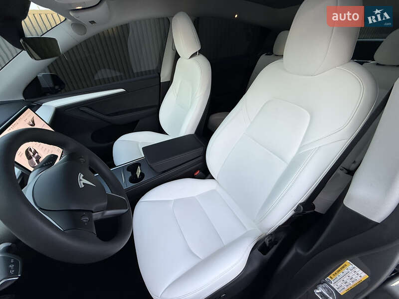 Внедорожник / Кроссовер Tesla Model Y 2024 в Львове фото 24 Внедорожник / Кроссовер Tesla Model Y 2024 в Львове
