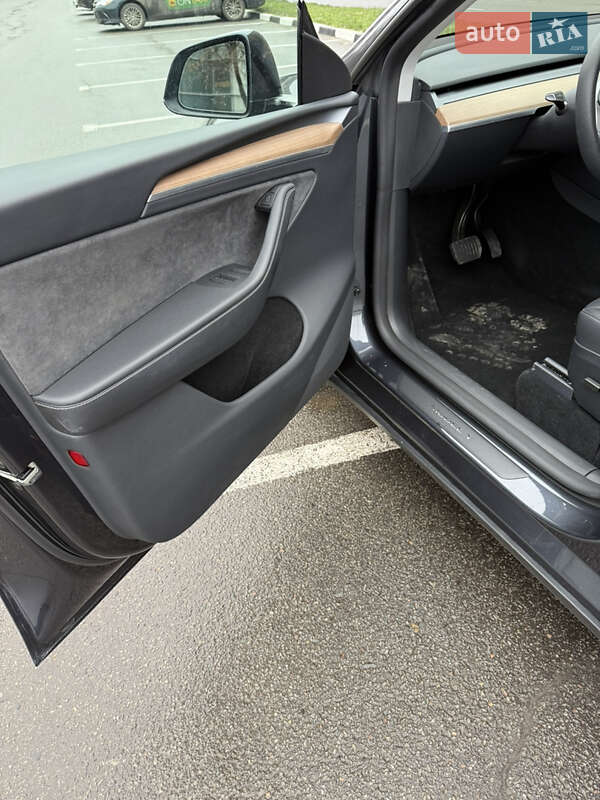 Внедорожник / Кроссовер Tesla Model Y 2024 в Харькове фото 5 Внедорожник / Кроссовер Tesla Model Y 2024 в Харькове