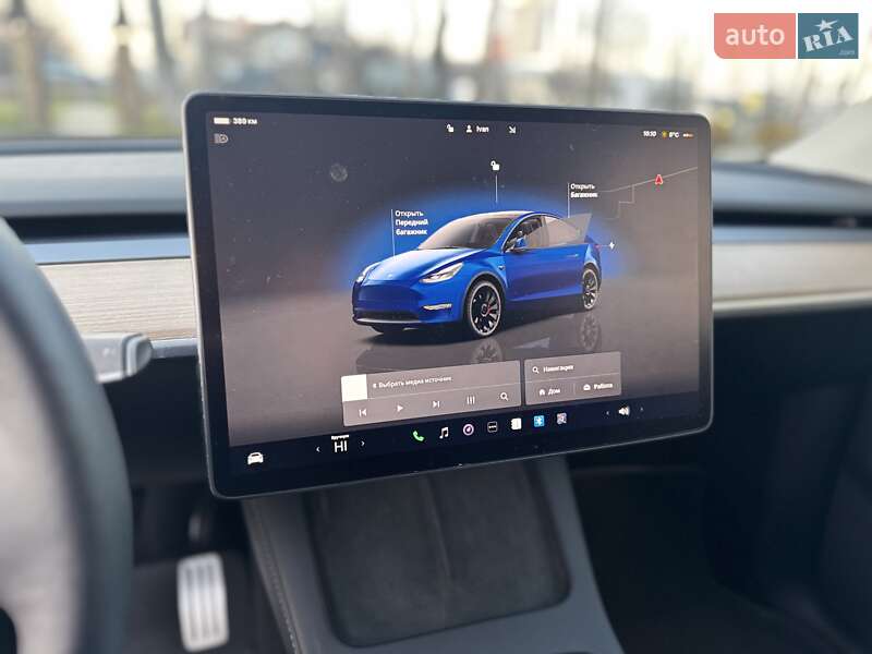 Внедорожник / Кроссовер Tesla Model Y 2024 в Стрые