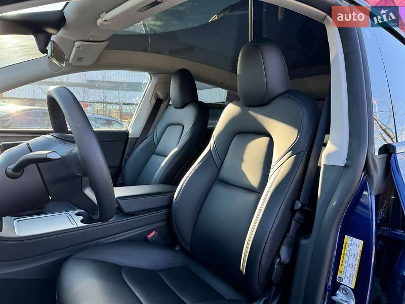 Внедорожник / Кроссовер Tesla Model Y 2023 в Киеве