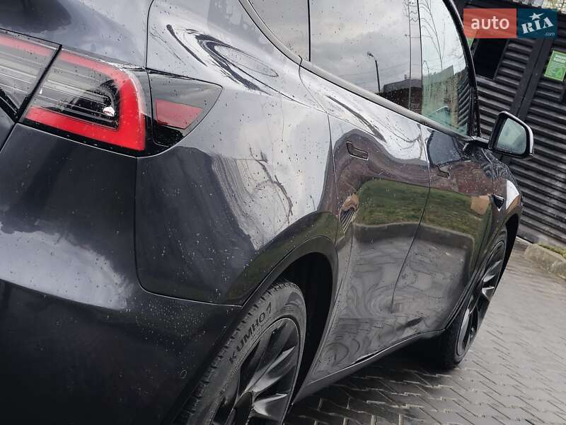 Внедорожник / Кроссовер Tesla Model Y 2020 в Львове
