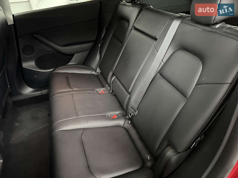 Внедорожник / Кроссовер Tesla Model Y 2022 в Ильинцах