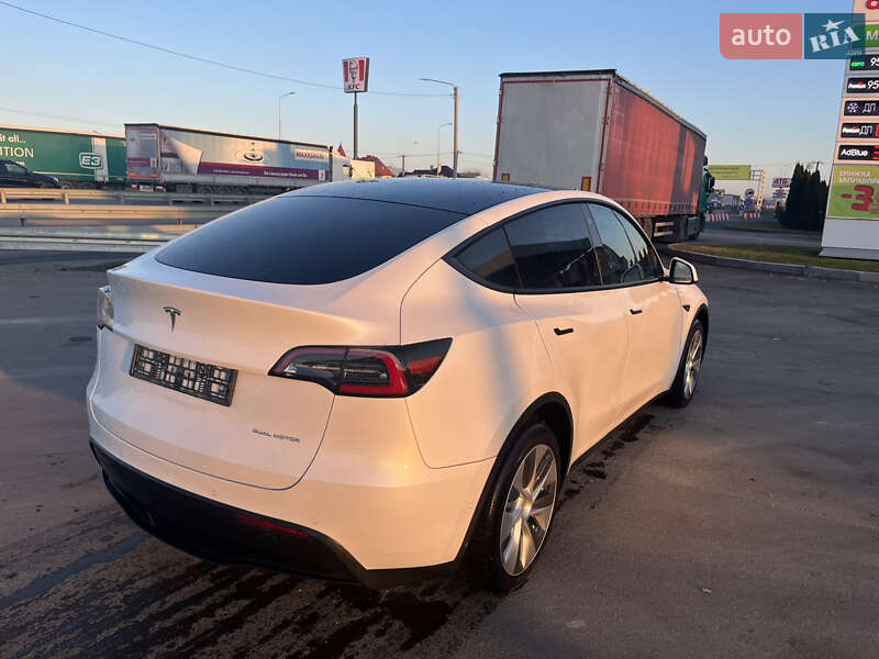Внедорожник / Кроссовер Tesla Model Y 2020 в Львове