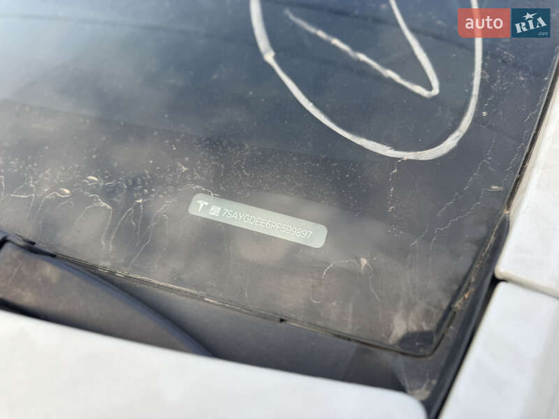 Внедорожник / Кроссовер Tesla Model Y 2023 в Луцке