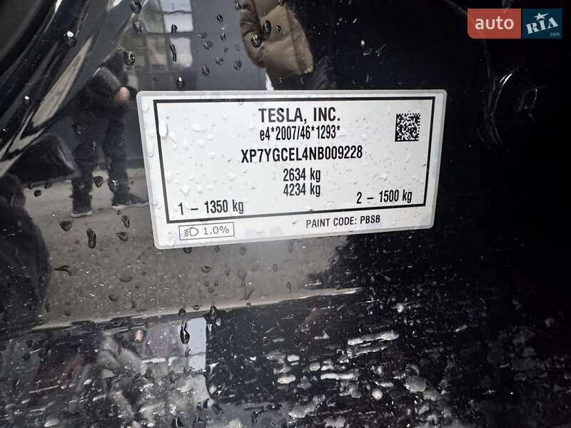 Внедорожник / Кроссовер Tesla Model Y 2022 в Киеве