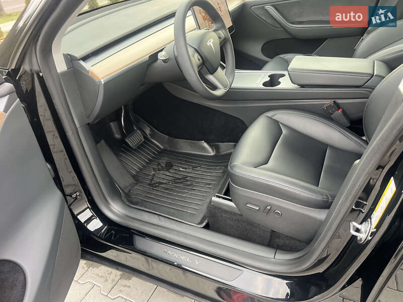 Внедорожник / Кроссовер Tesla Model Y 2024 в Ковеле
