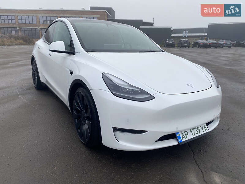 Внедорожник / Кроссовер Tesla Model Y 2022 в Ровно