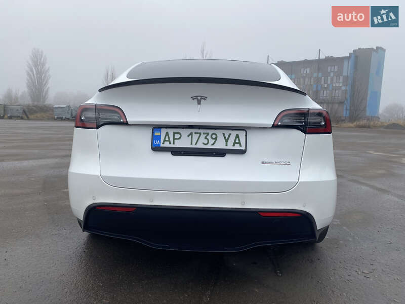 Внедорожник / Кроссовер Tesla Model Y 2022 в Ровно