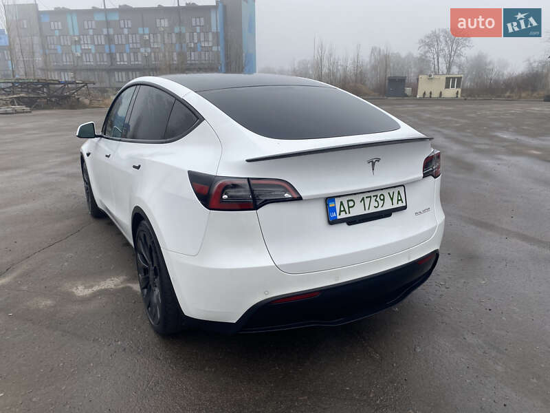 Внедорожник / Кроссовер Tesla Model Y 2022 в Ровно