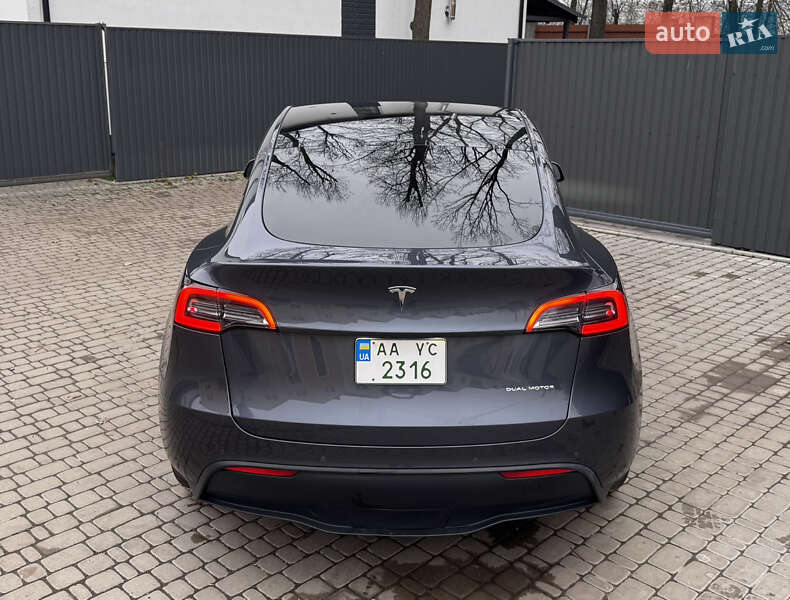 Внедорожник / Кроссовер Tesla Model Y 2022 в Киеве