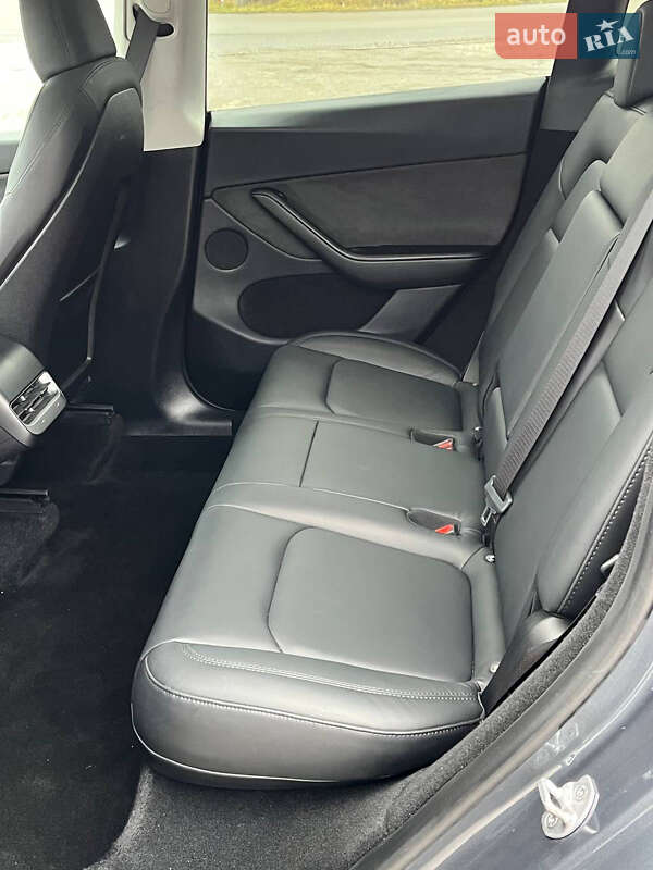 Внедорожник / Кроссовер Tesla Model Y 2023 в Тернополе фото 21 Внедорожник / Кроссовер Tesla Model Y 2023 в Тернополе