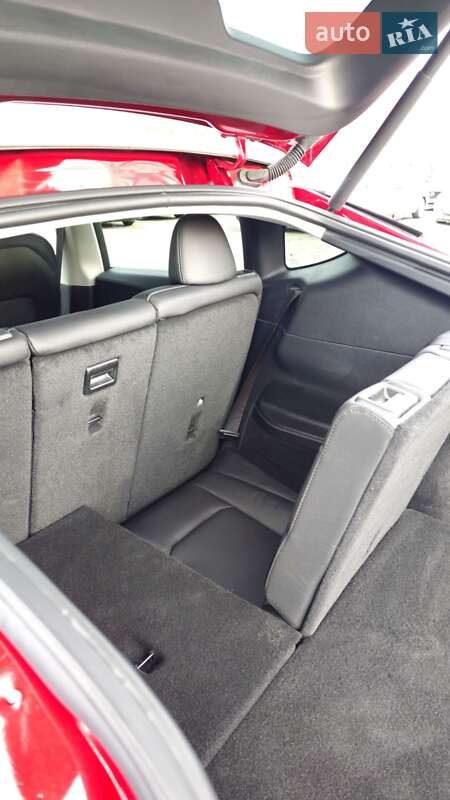 Внедорожник / Кроссовер Tesla Model Y 2024 в Запорожье