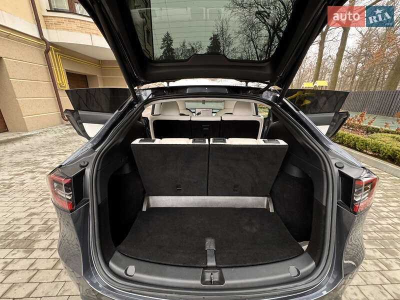 Внедорожник / Кроссовер Tesla Model Y 2021 в Виннице