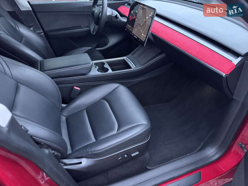 Внедорожник / Кроссовер Tesla Model Y 2021 в Ивано-Франковске