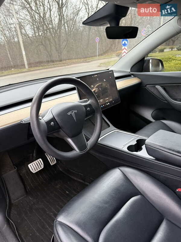 Внедорожник / Кроссовер Tesla Model Y 2022 в Львове