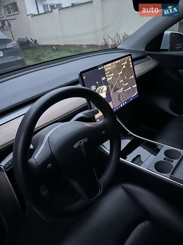 Внедорожник / Кроссовер Tesla Model Y 2020 в Луцке