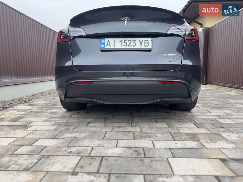Внедорожник / Кроссовер Tesla Model Y 2024 в Киеве