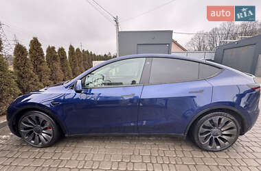 Позашляховик / Кросовер Tesla Model Y 2022 в Львові