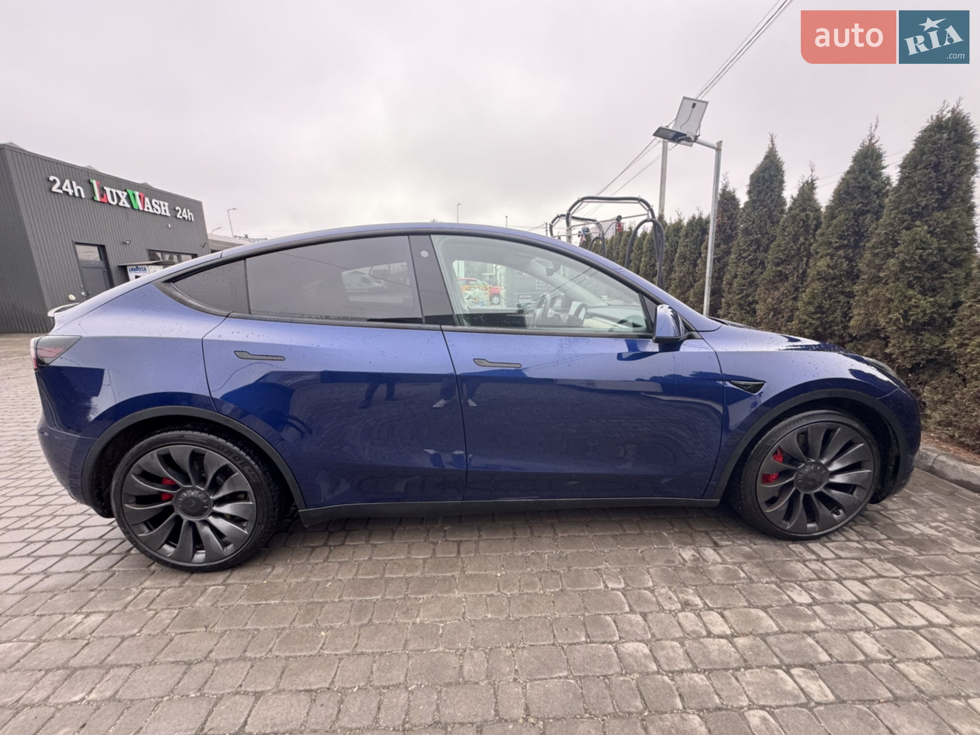 2022 Tesla Model Y - мініатюра 9