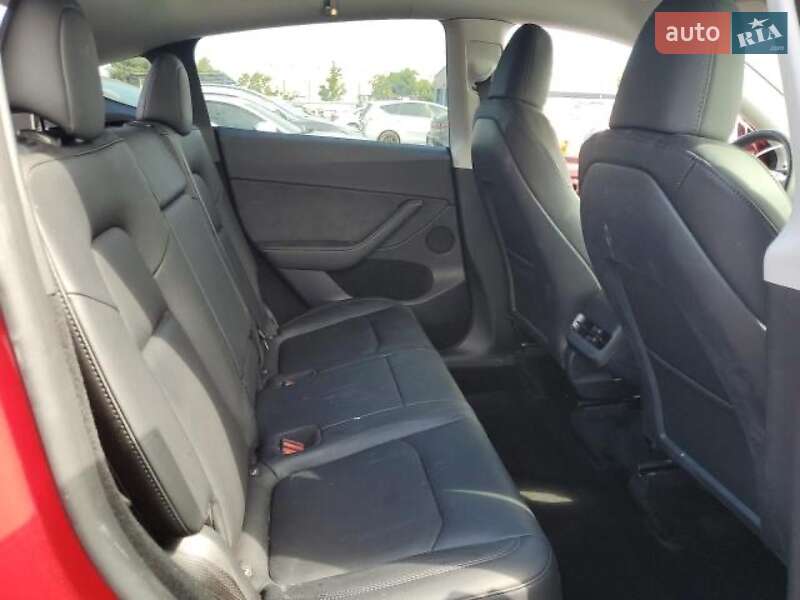 Внедорожник / Кроссовер Tesla Model Y 2023 в Луцке