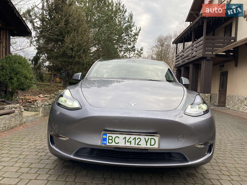 Внедорожник / Кроссовер Tesla Model Y 2024 в Львове