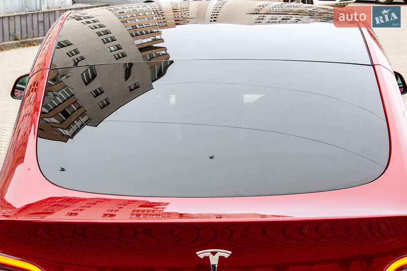 Внедорожник / Кроссовер Tesla Model Y 2024 в Львове