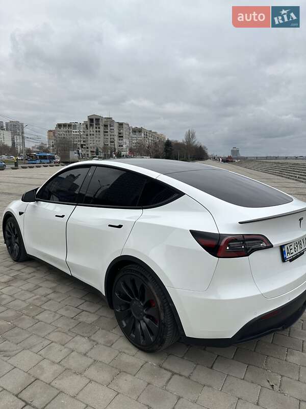 Внедорожник / Кроссовер Tesla Model Y 2022 в Днепре