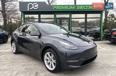 Внедорожник / Кроссовер Tesla Model Y 2024 в Киеве